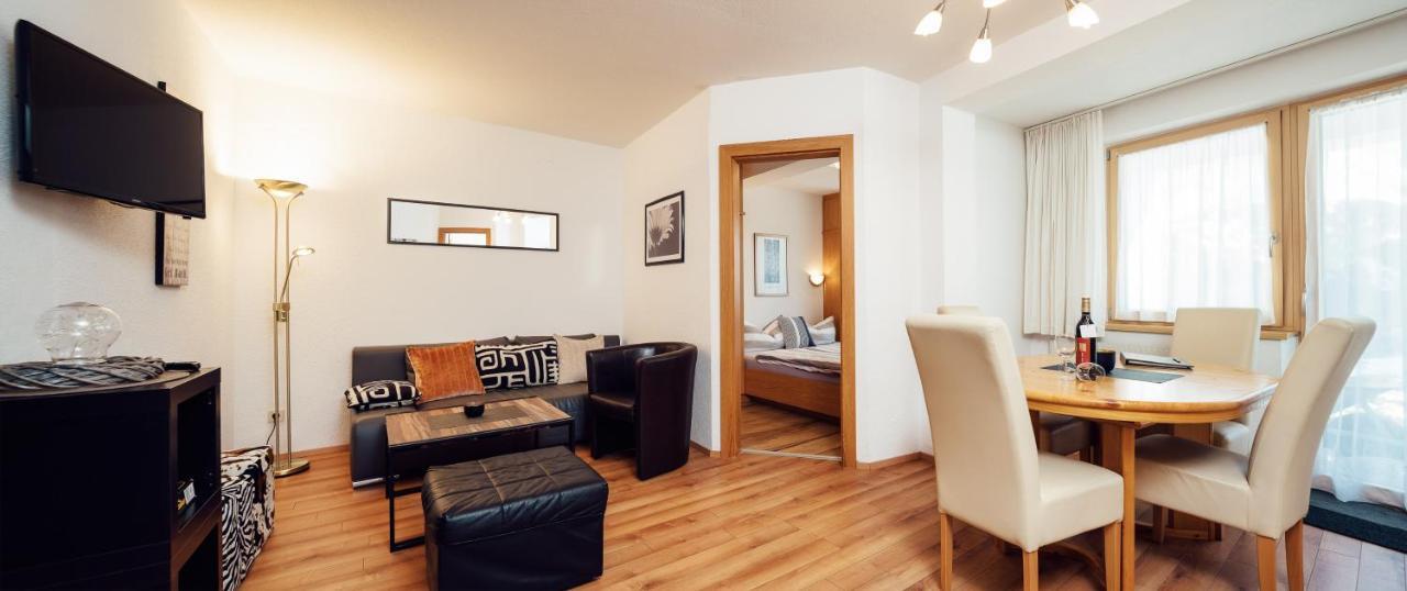 Ideal Apartment *